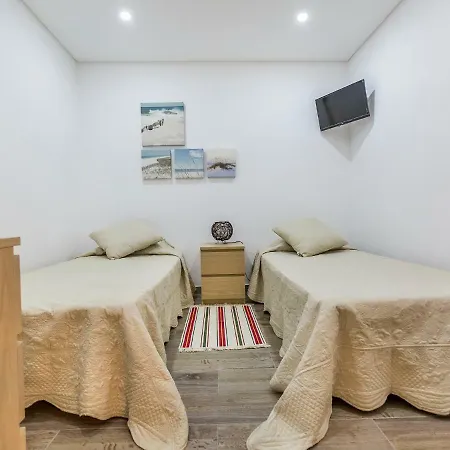 Casa Laranjinha Nº2 阿尔布费拉