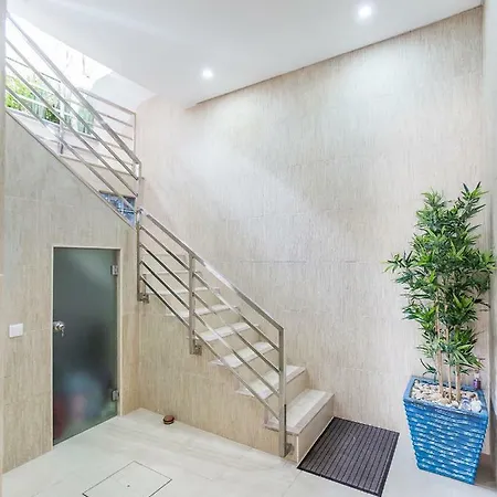 Casa Laranjinha Nº2 * 阿尔布费拉